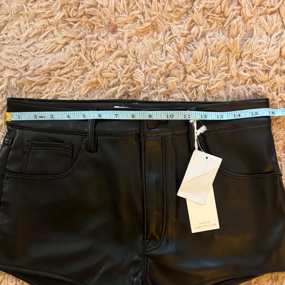 Good American Black Vegan Leather Shorts with Tag Size 10